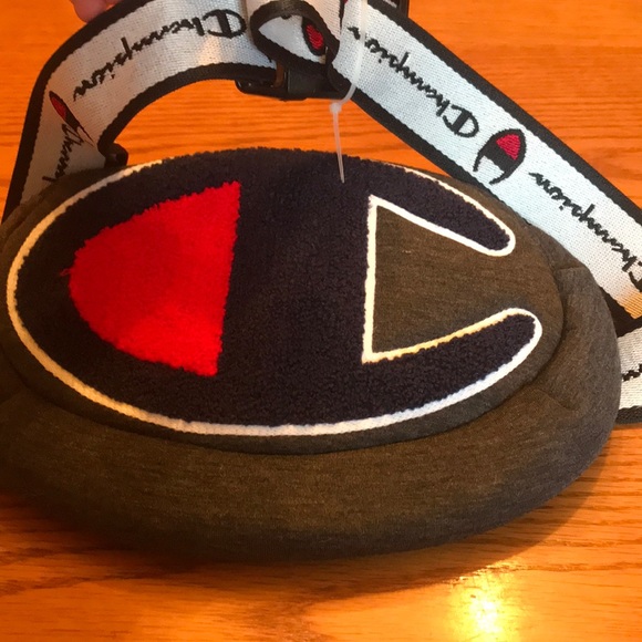 Champion Fanny Pack - Picture 6 of 7